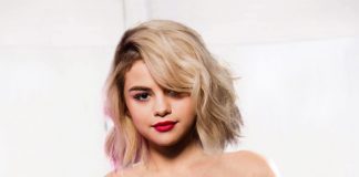 Selena Gomez Shows Off Her Sexy Naked Body (7)