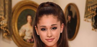 Ariana Grande Fully Undressed Photo