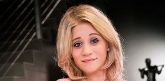 Lizzy Wurst Topless Outtake Photo