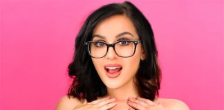 SSSniperWolf Topless Picture