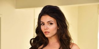 Victoria Justice Shows Off Her Nude Body