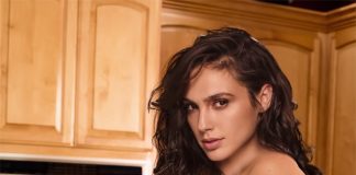 Gal Gadot Poses For Naked Picture