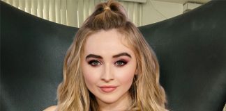 Sabrina Carpenter Shows Her Vagina