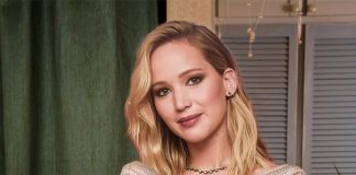 Jennifer Lawrence Exposes Her Breasts