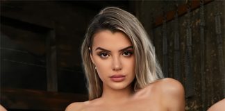 Alissa Violet Naked, Wide Open And Waiting 2