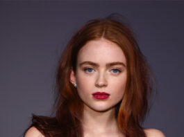 Sadie Sink Posing Topless