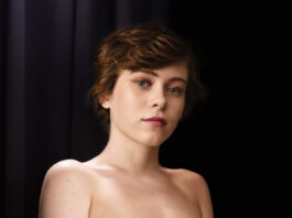 Sophia Lillis Posing Topless
