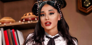 Ariana Grande Shows Off Her Big Dildo