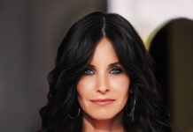 Courteney Cox Posing Topless