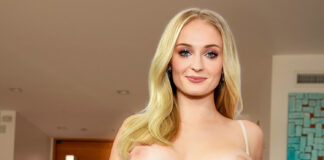 Sophie Turner Explicit Sex Scenes