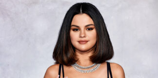 Selena Gomez Sexy Tryon Lingerie