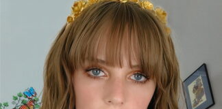 Maya Hawke Nude Selfies Released
